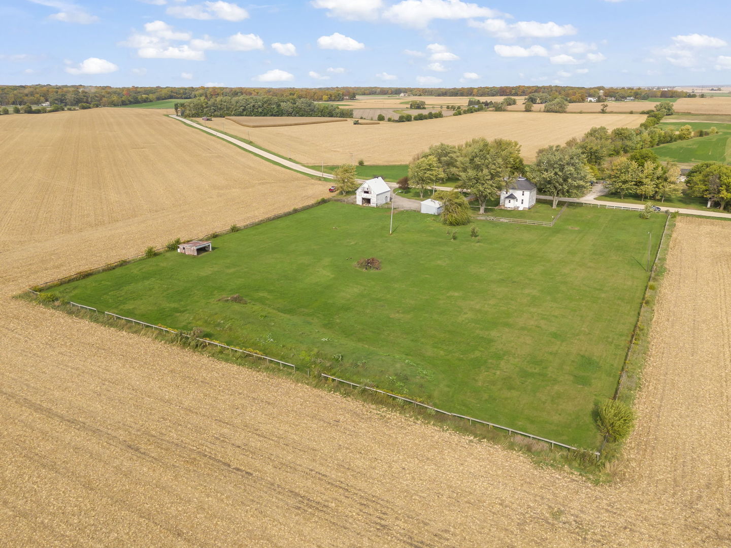 17128 Lukens Road, Sycamore, IL 60178