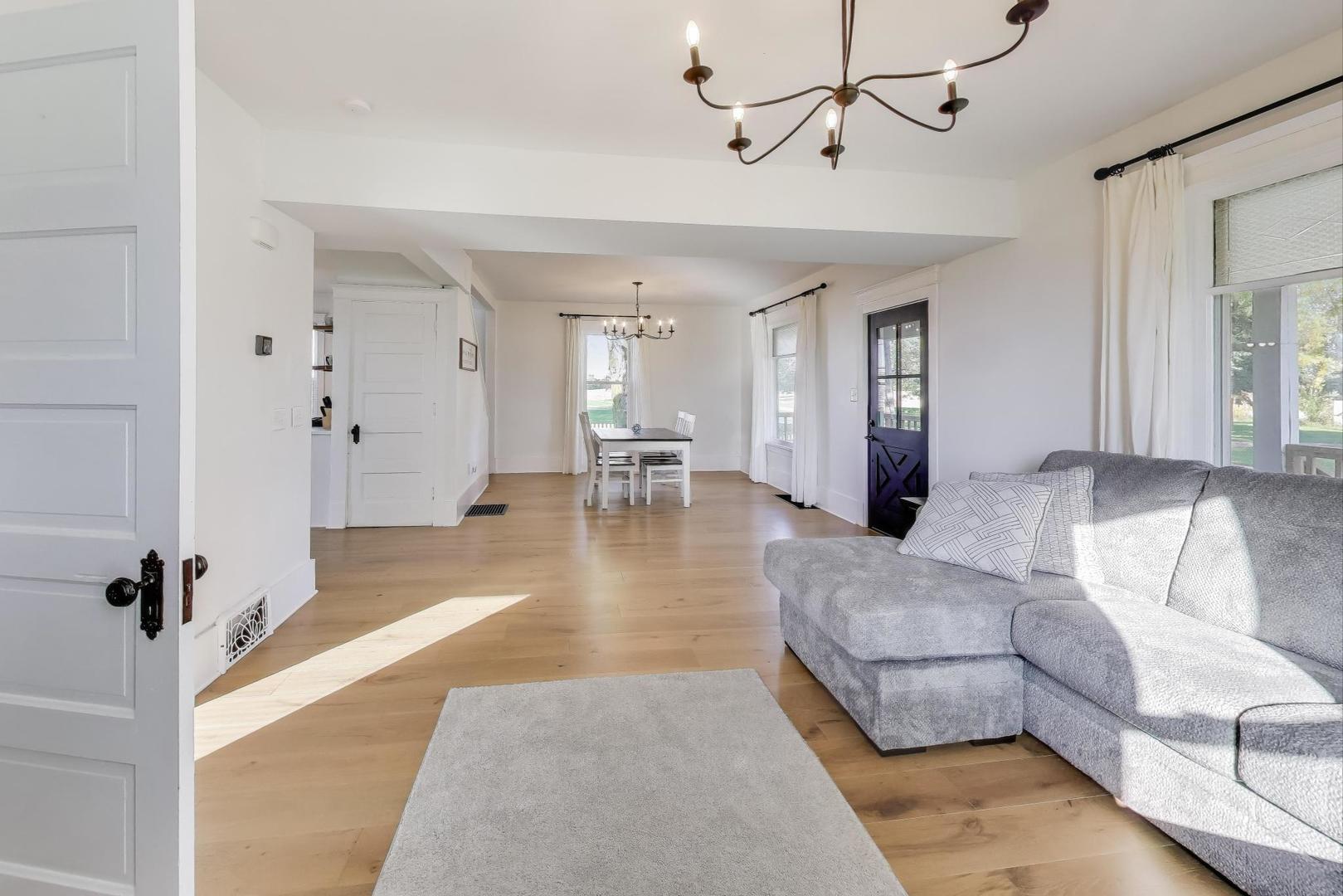 17128 Lukens Road, Sycamore, IL 60178