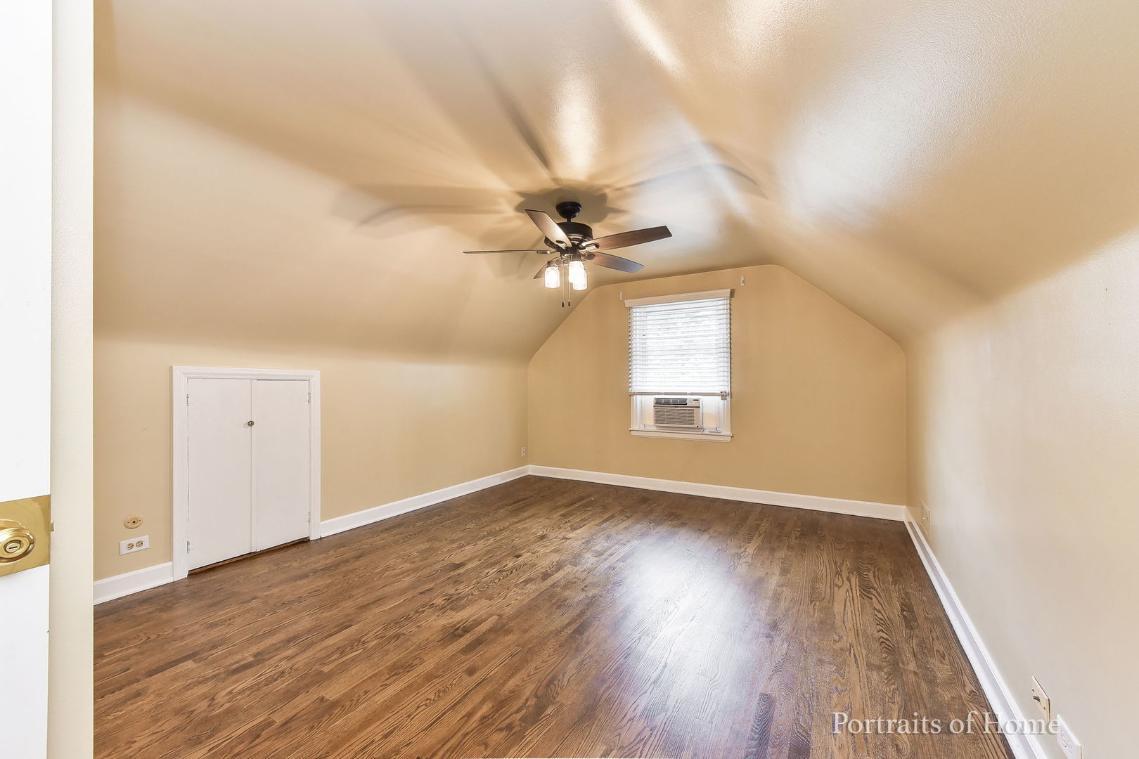 602 N President Street, Wheaton, IL 60187