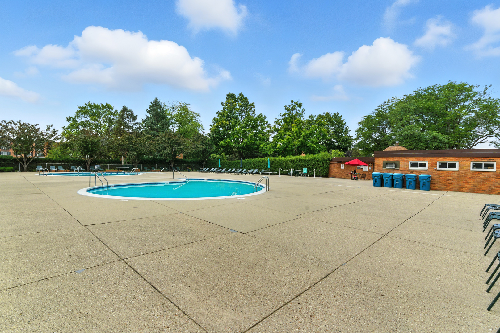 1207 S Old Wilke Road #303, Arlington Heights, IL 60005