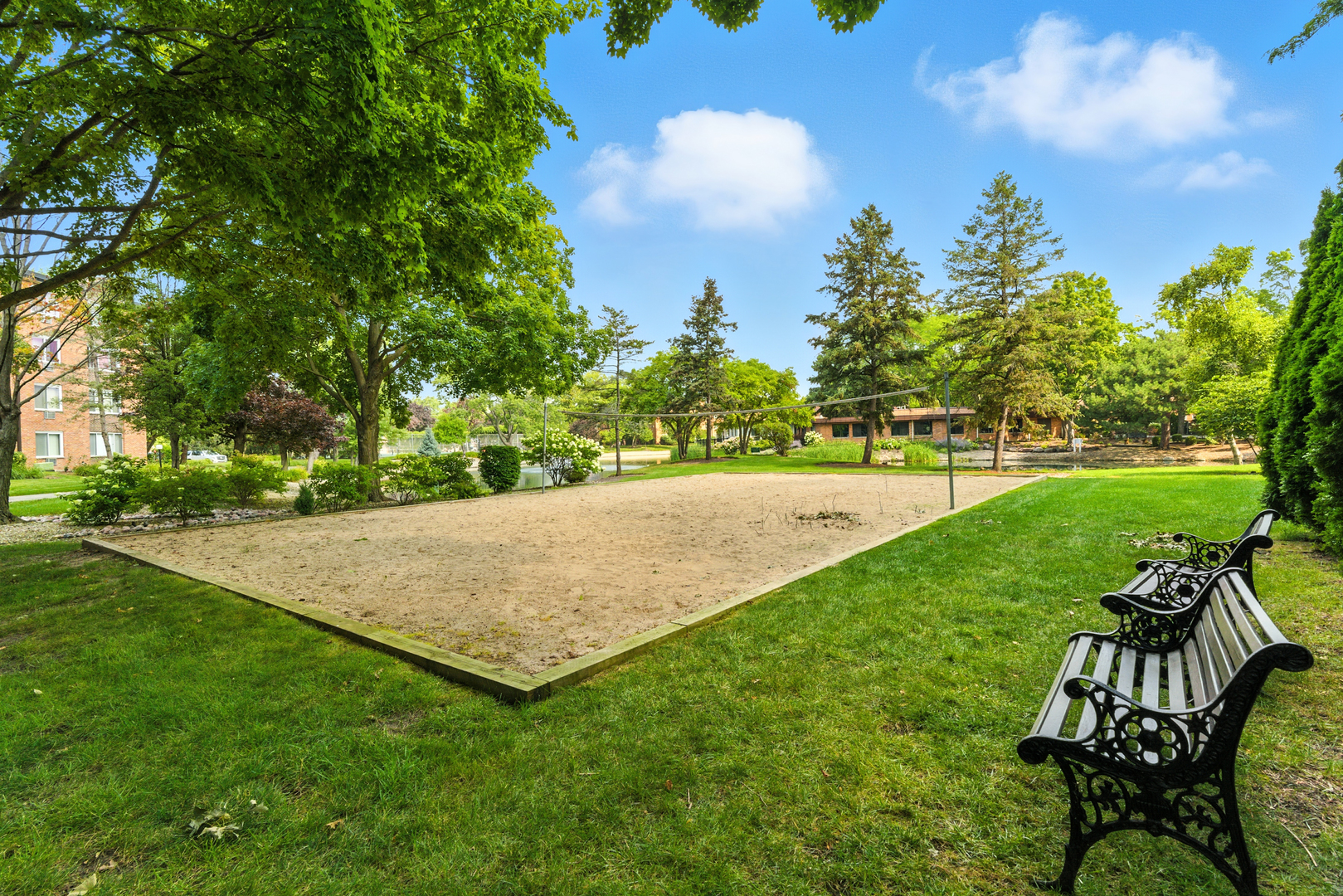 1207 S Old Wilke Road #303, Arlington Heights, IL 60005