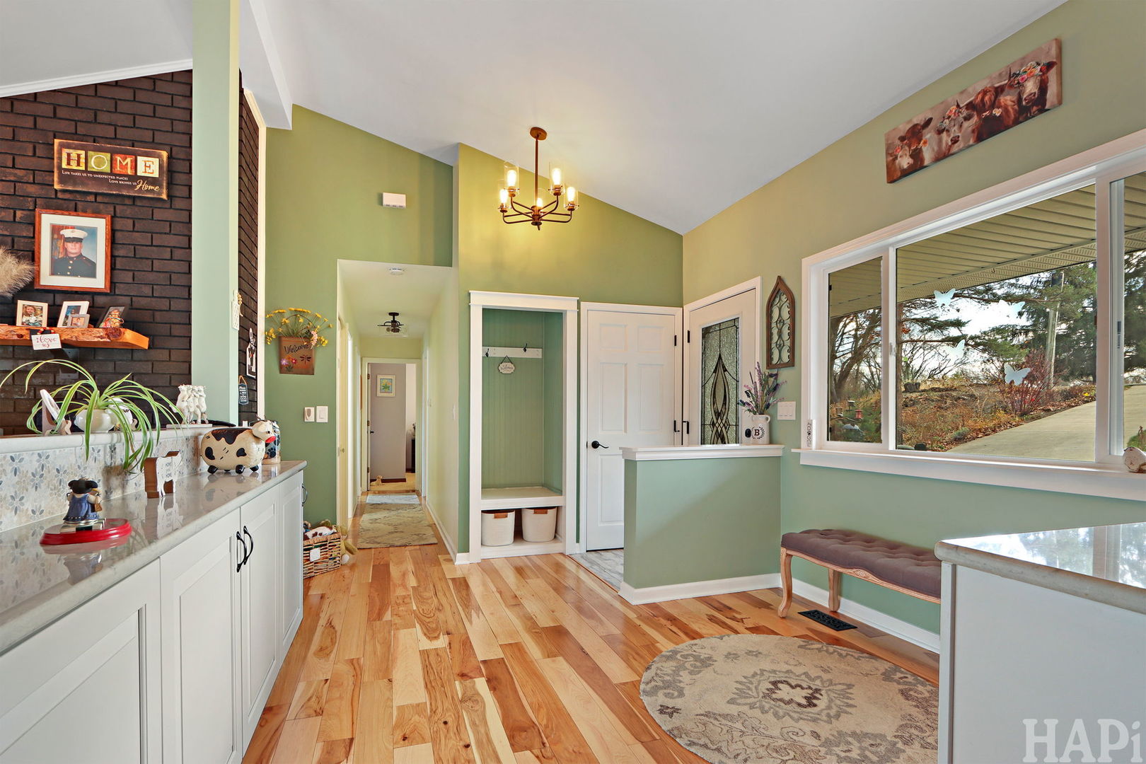 1512 W Oakleaf Drive, Johnsburg, IL 60051