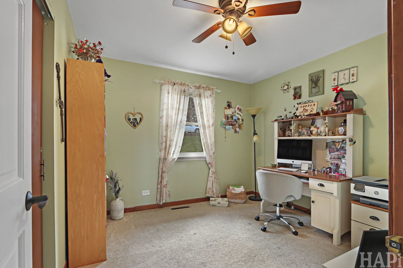 1512 W Oakleaf Drive, Johnsburg, IL 60051