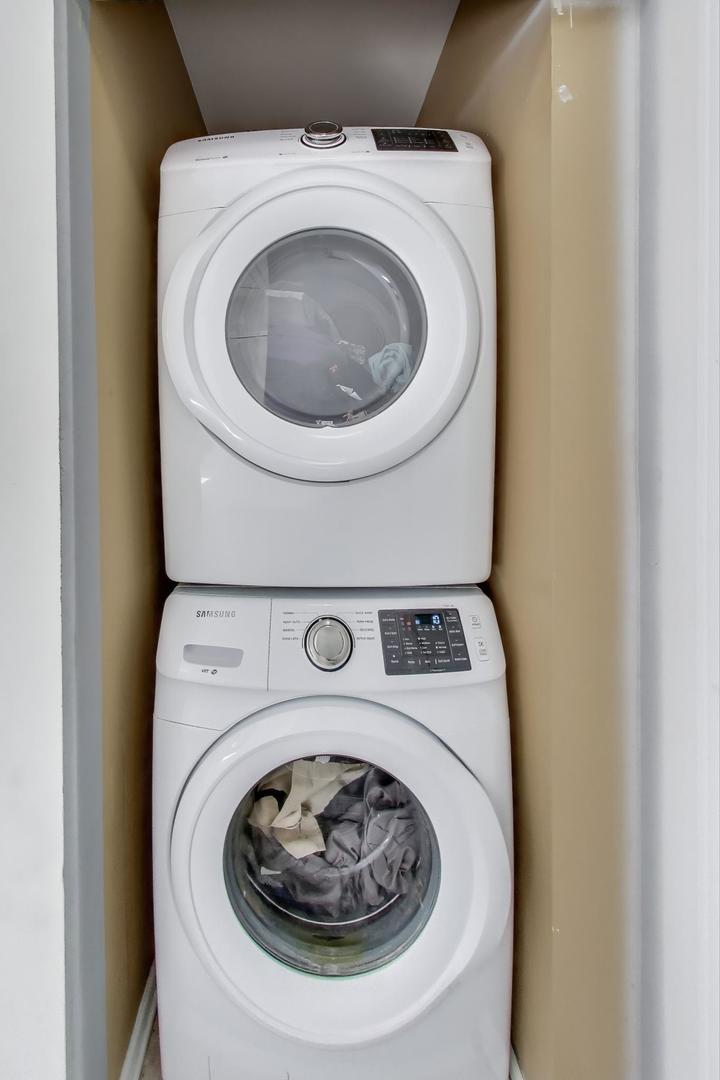 3120 Hoffman Street, Plano, IL 60545