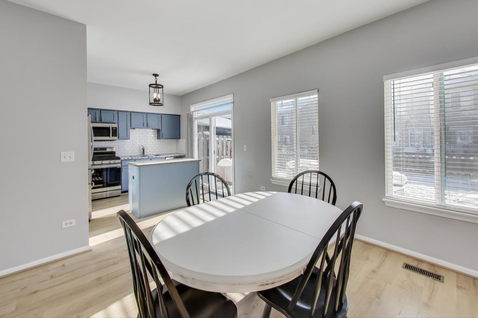 3120 Hoffman Street, Plano, IL 60545