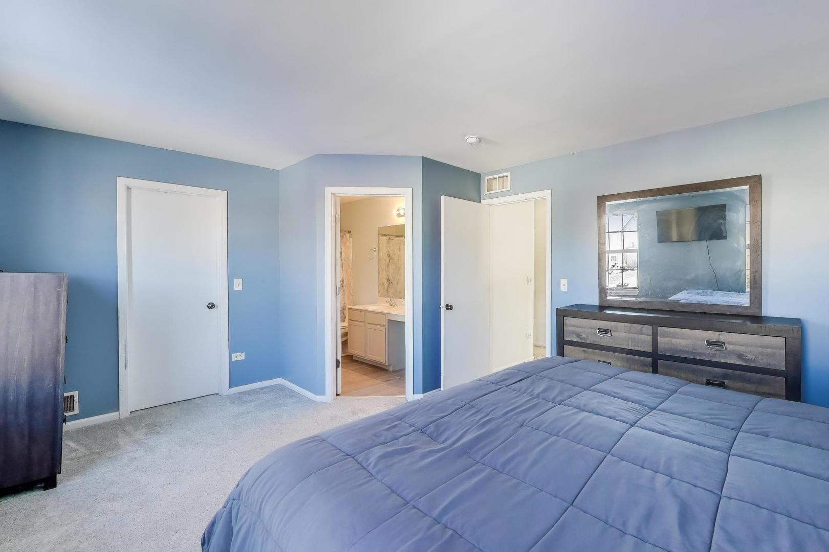 3120 Hoffman Street, Plano, IL 60545