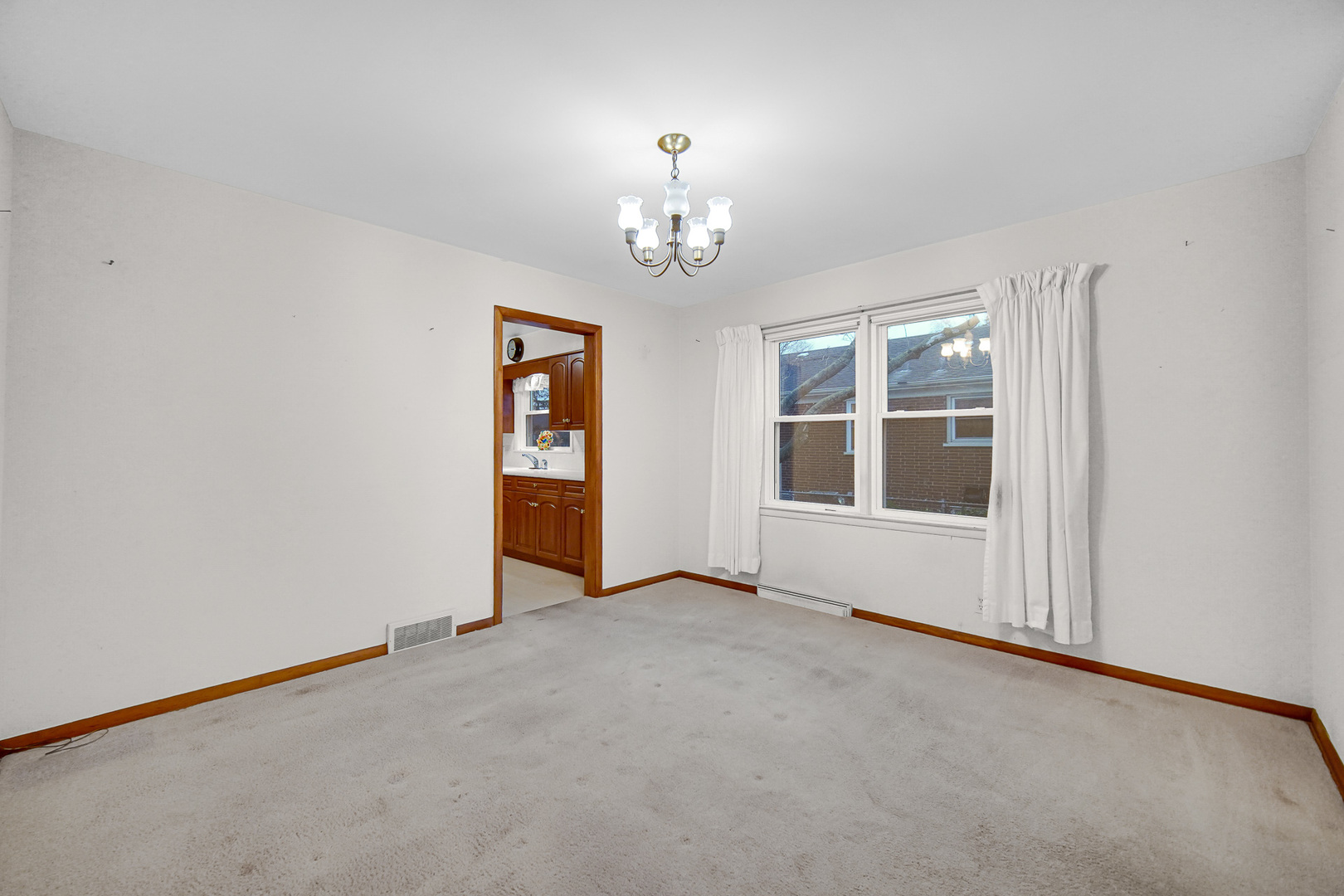 18423 Homewood Avenue, Homewood, IL 60430