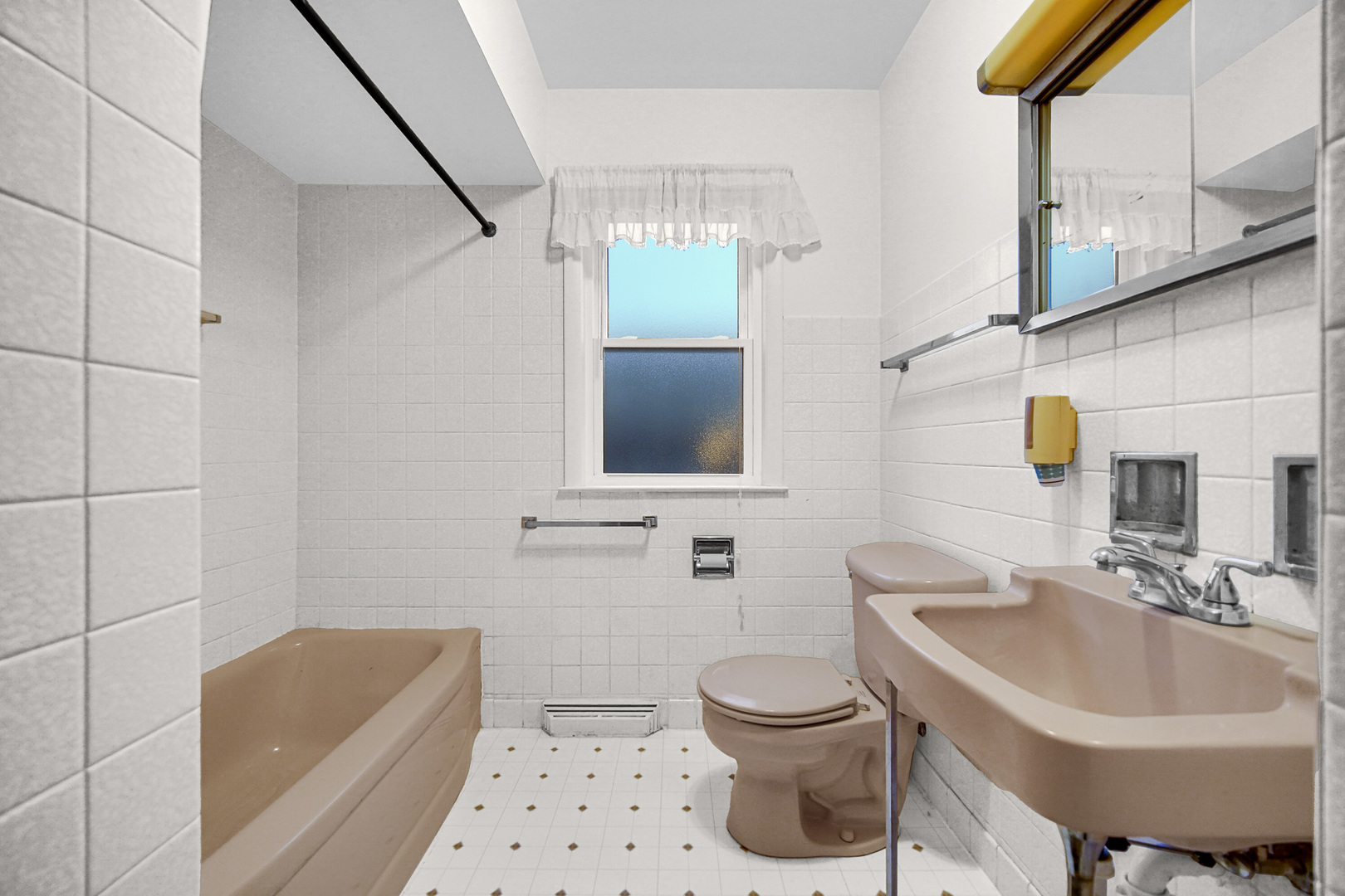 18423 Homewood Avenue, Homewood, IL 60430