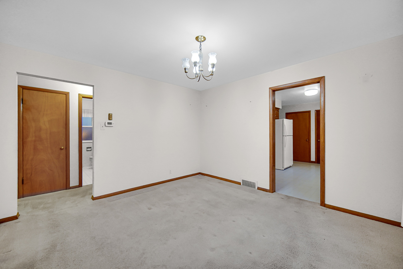 18423 Homewood Avenue, Homewood, IL 60430