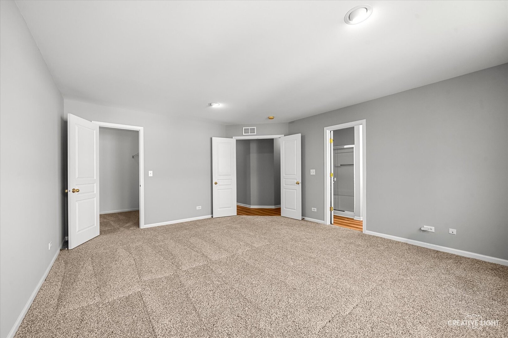 3152 Ollerton Avenue, Aurora, IL 60502