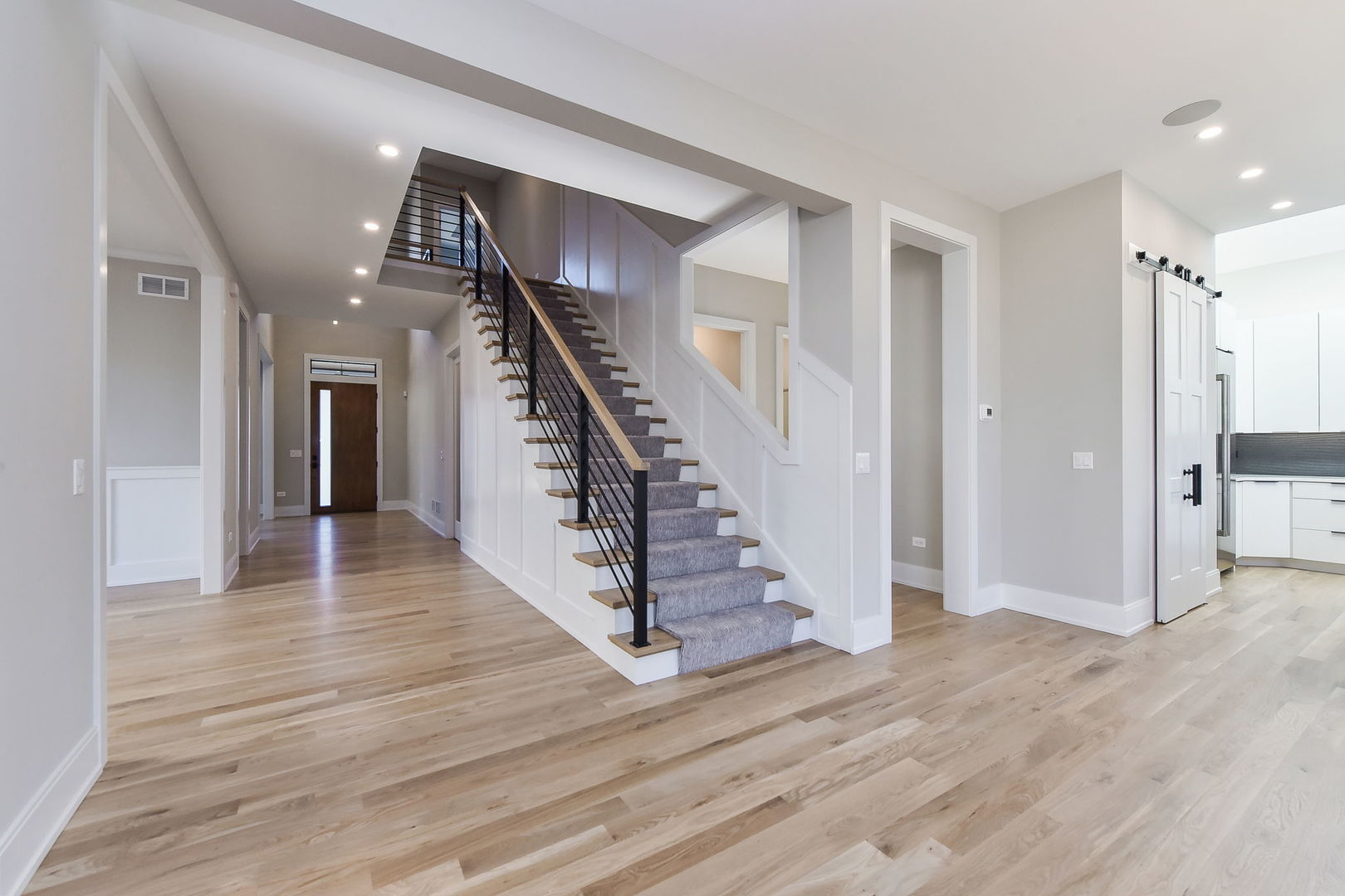 719 N Brainard Street, Naperville, IL 60563