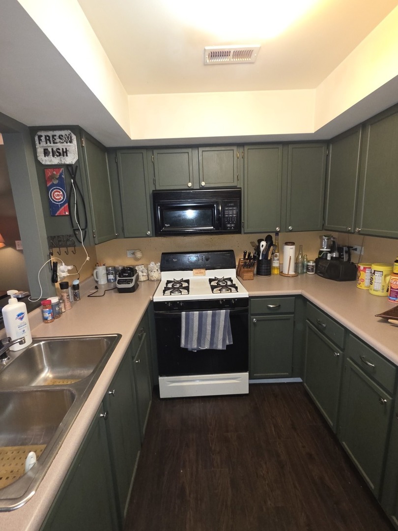 12245 Fairway Circle #D, Blue Island, IL 60406