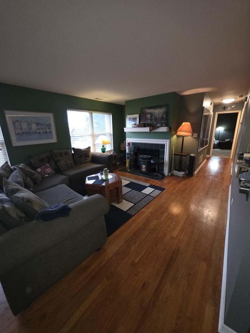 12245 Fairway Circle #D, Blue Island, IL 60406