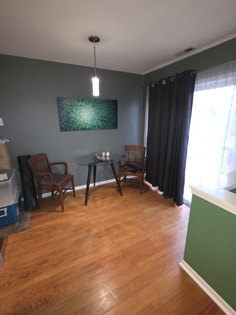 12245 Fairway Circle #D, Blue Island, IL 60406