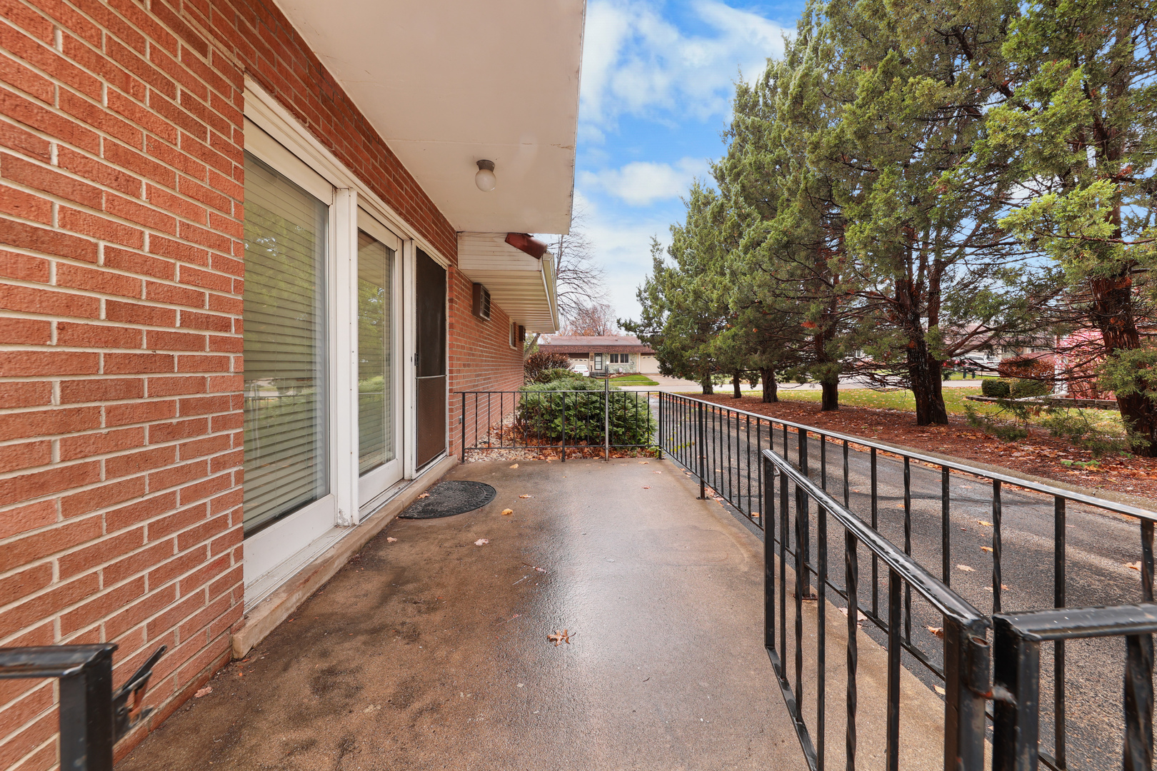 100 Green Acres Drive #2, Morris, IL 60450