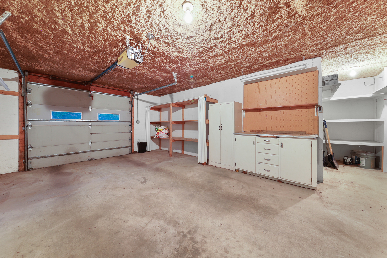 100 Green Acres Drive #2, Morris, IL 60450