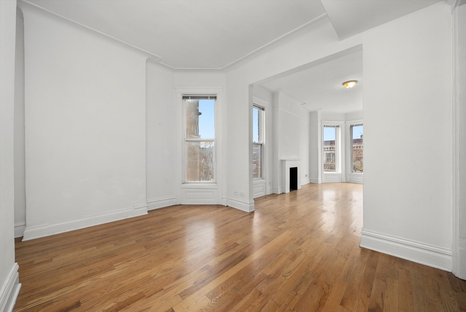 4615 S Vincennes Avenue, Chicago, IL 60653