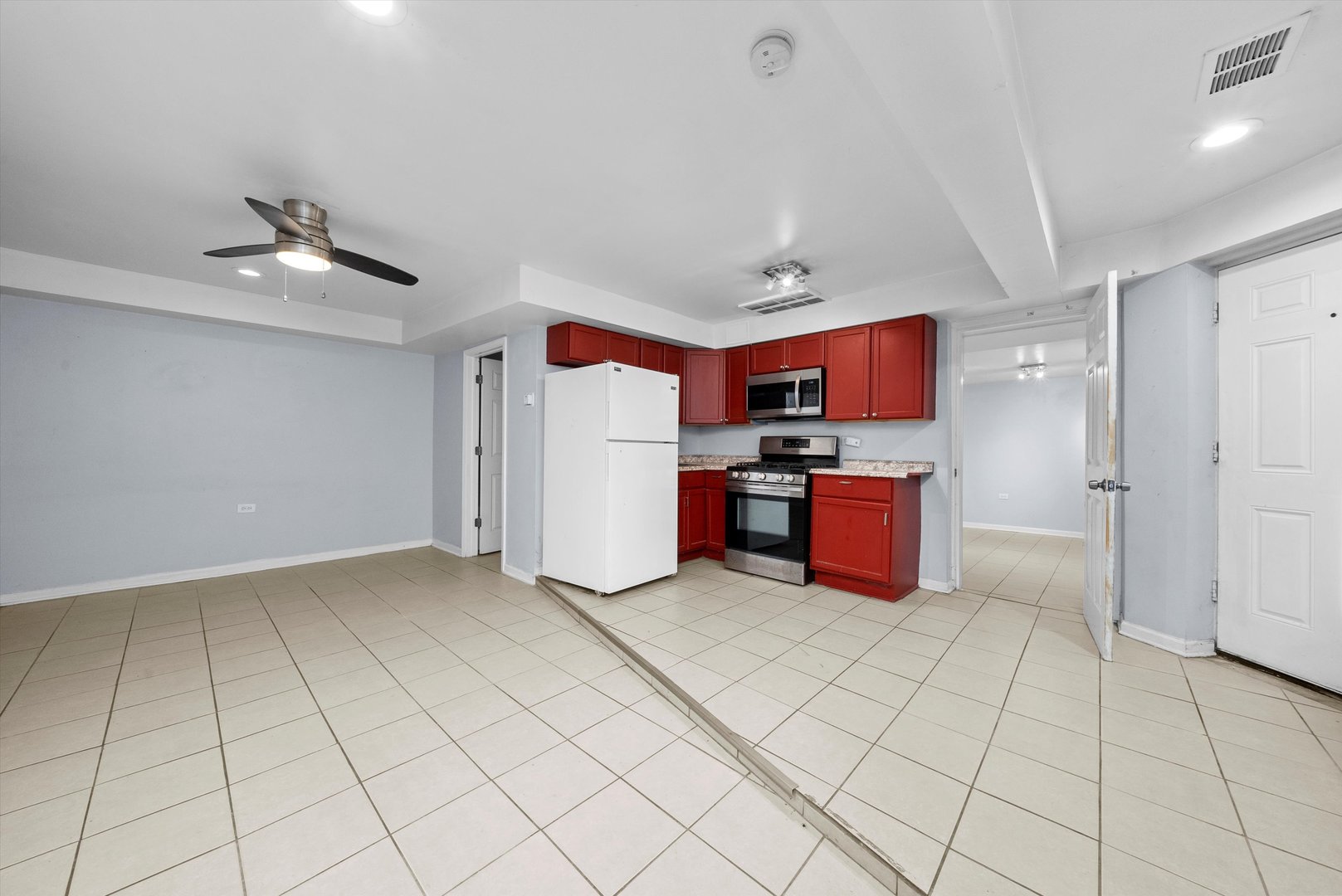 4615 S Vincennes Avenue, Chicago, IL 60653