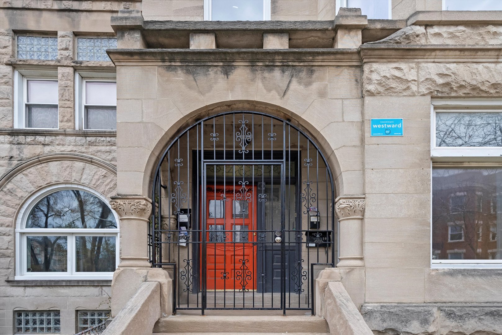 4615 S Vincennes Avenue, Chicago, IL 60653