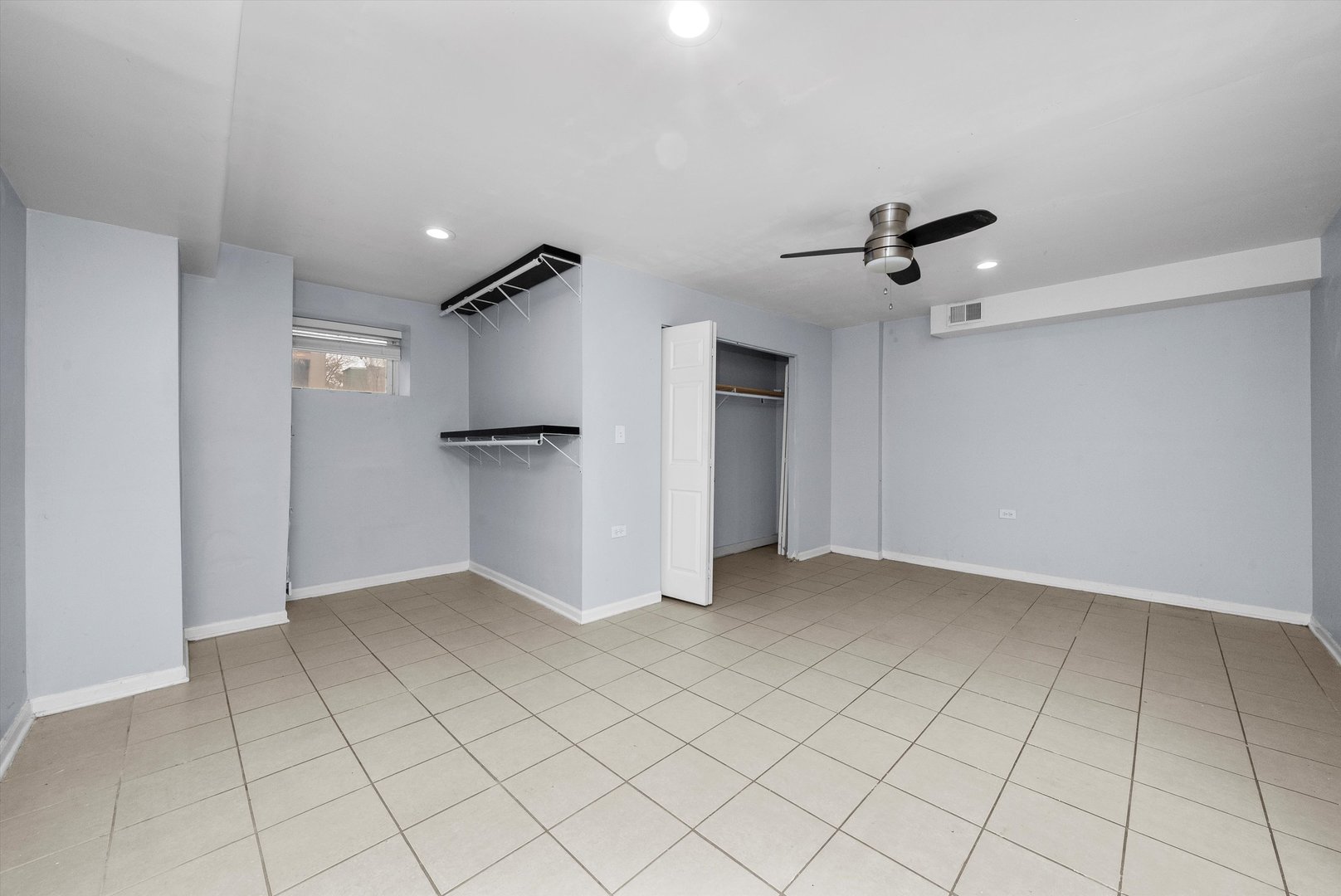 4615 S Vincennes Avenue, Chicago, IL 60653