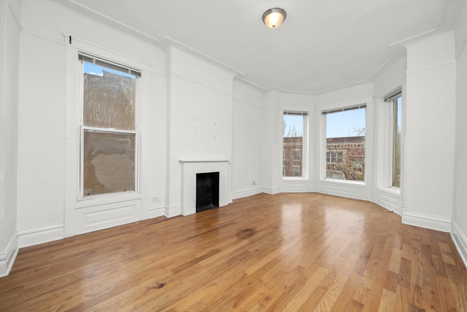 4615 S Vincennes Avenue, Chicago, IL 60653