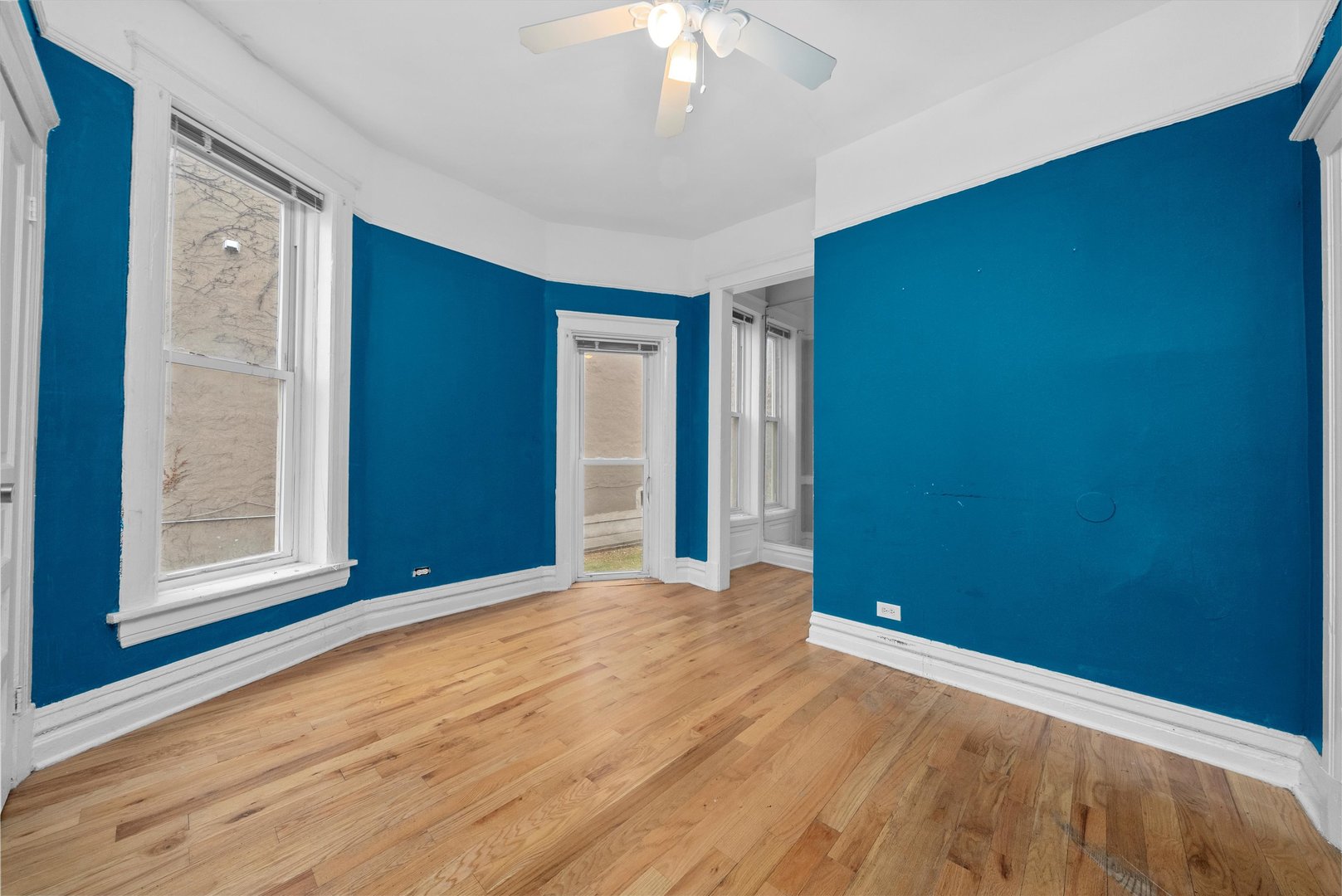 4615 S Vincennes Avenue, Chicago, IL 60653