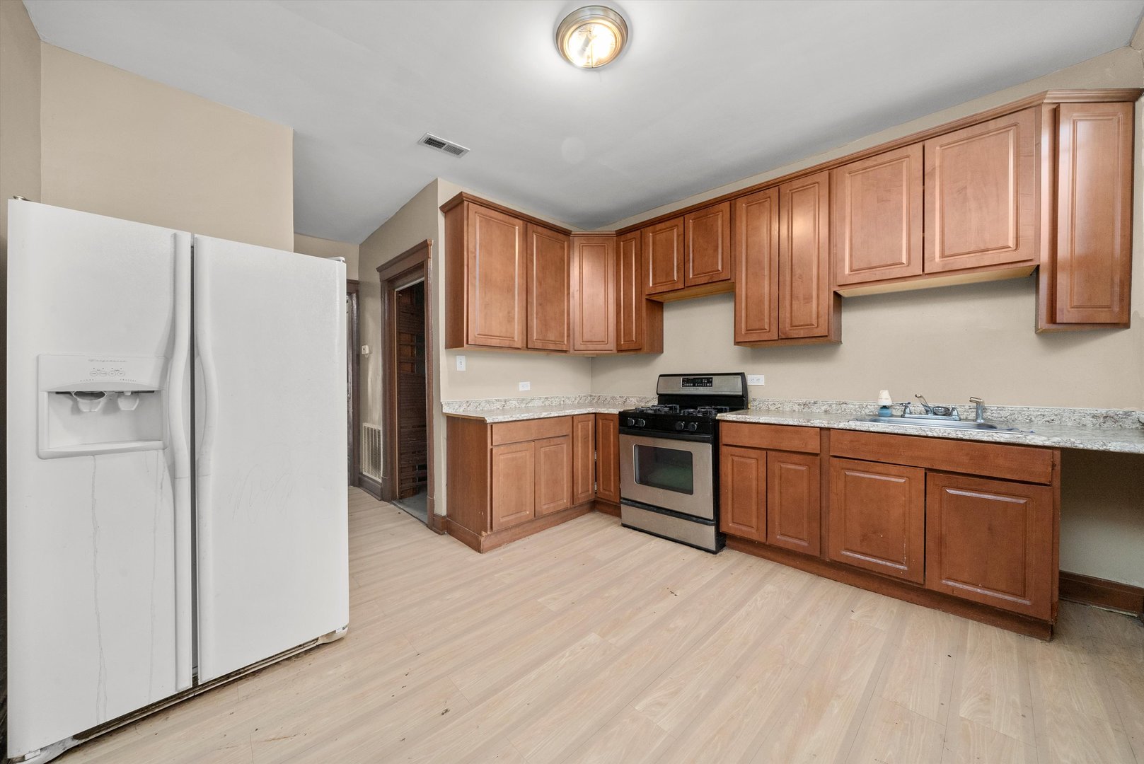 4615 S Vincennes Avenue, Chicago, IL 60653