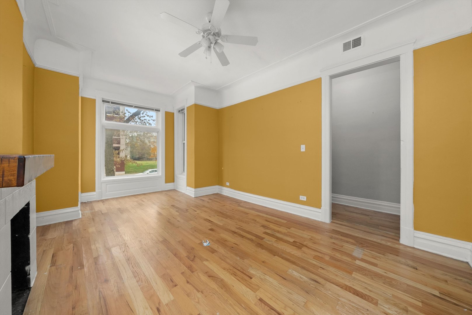 4615 S Vincennes Avenue, Chicago, IL 60653