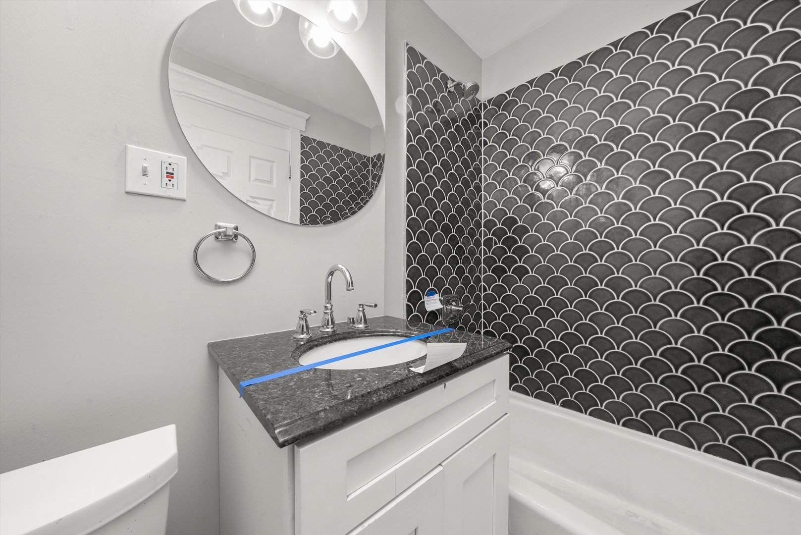 4615 S Vincennes Avenue, Chicago, IL 60653