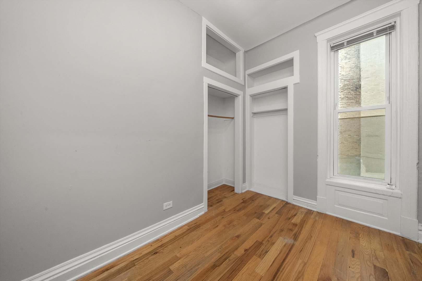 4615 S Vincennes Avenue, Chicago, IL 60653