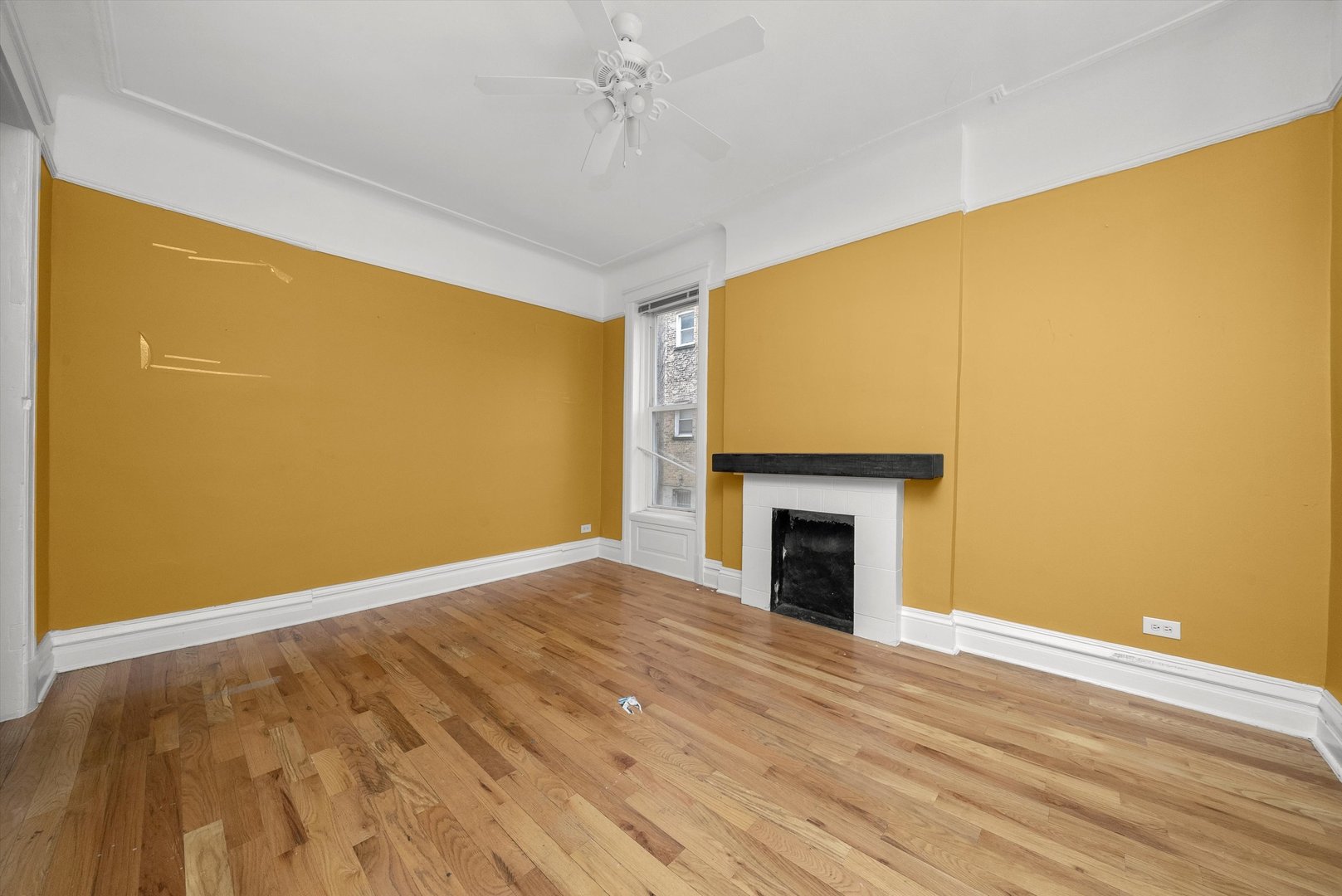 4615 S Vincennes Avenue, Chicago, IL 60653