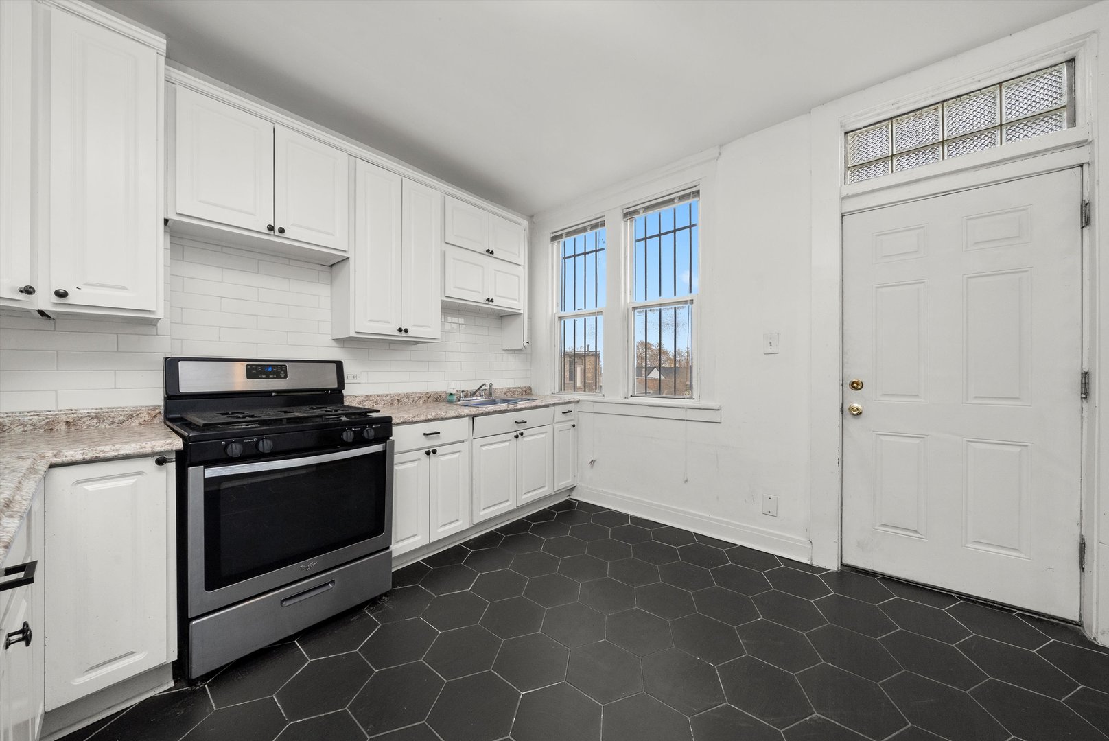 4615 S Vincennes Avenue, Chicago, IL 60653