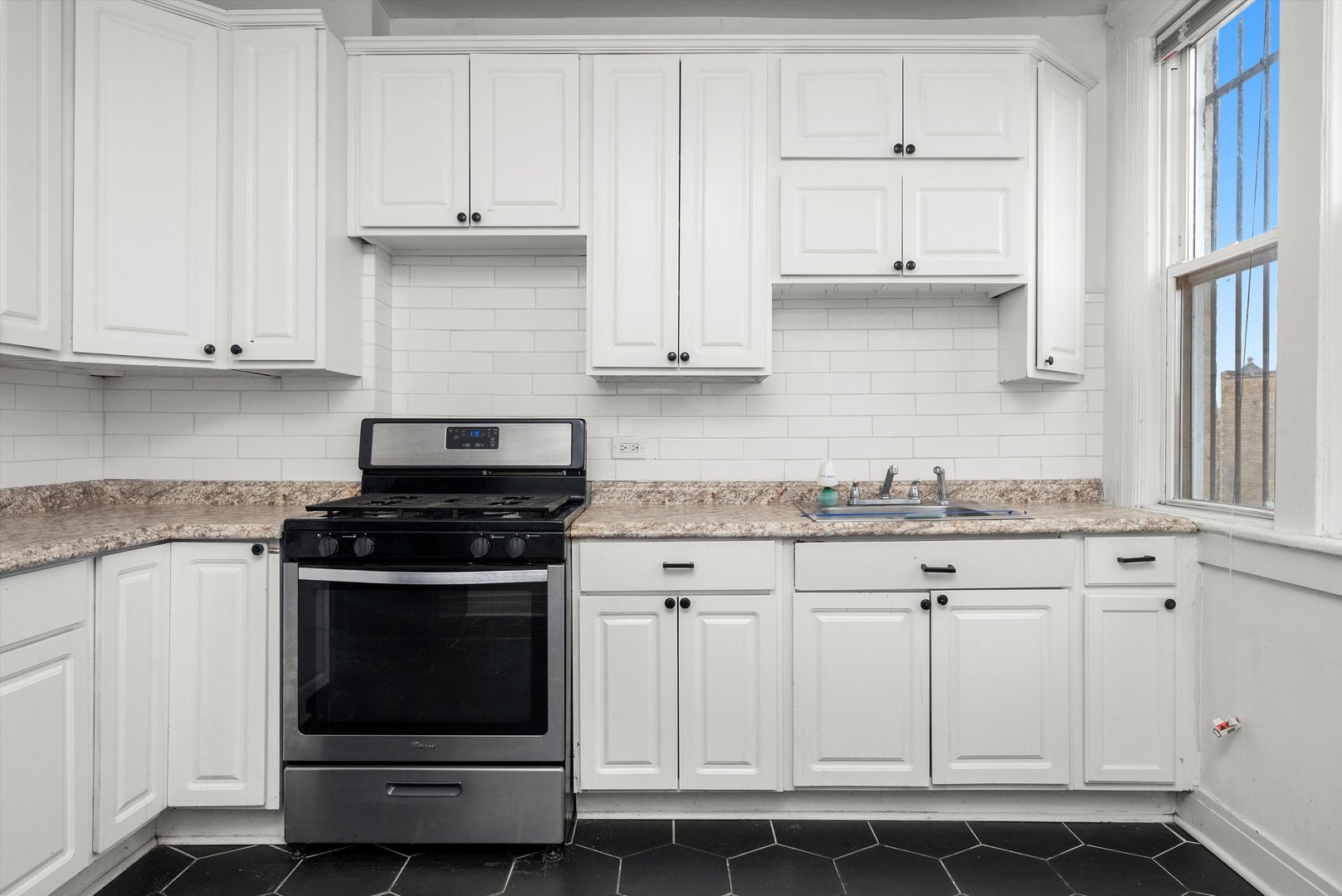 4615 S Vincennes Avenue, Chicago, IL 60653