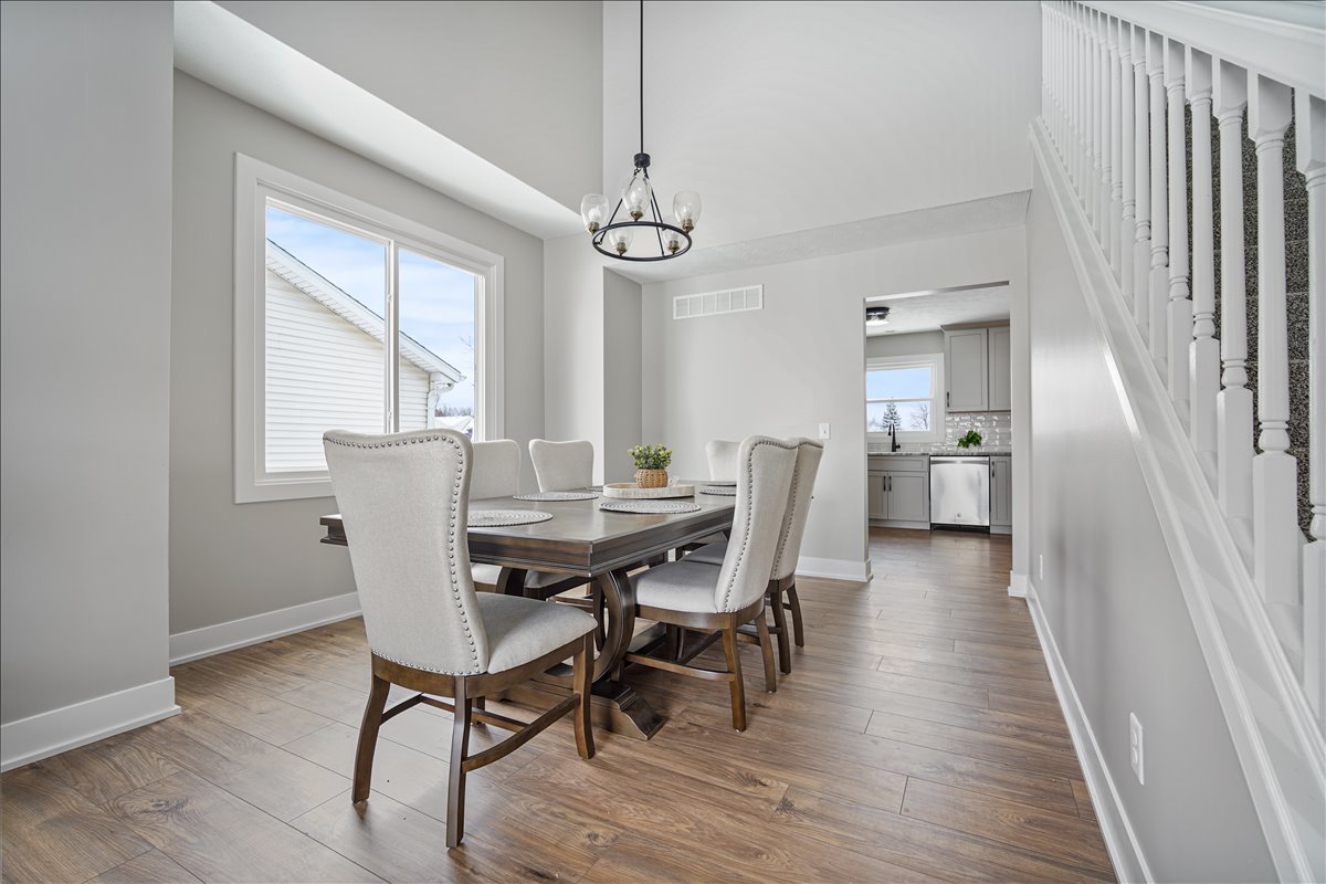 10 Prenzler Drive, Bloomington, IL 61704