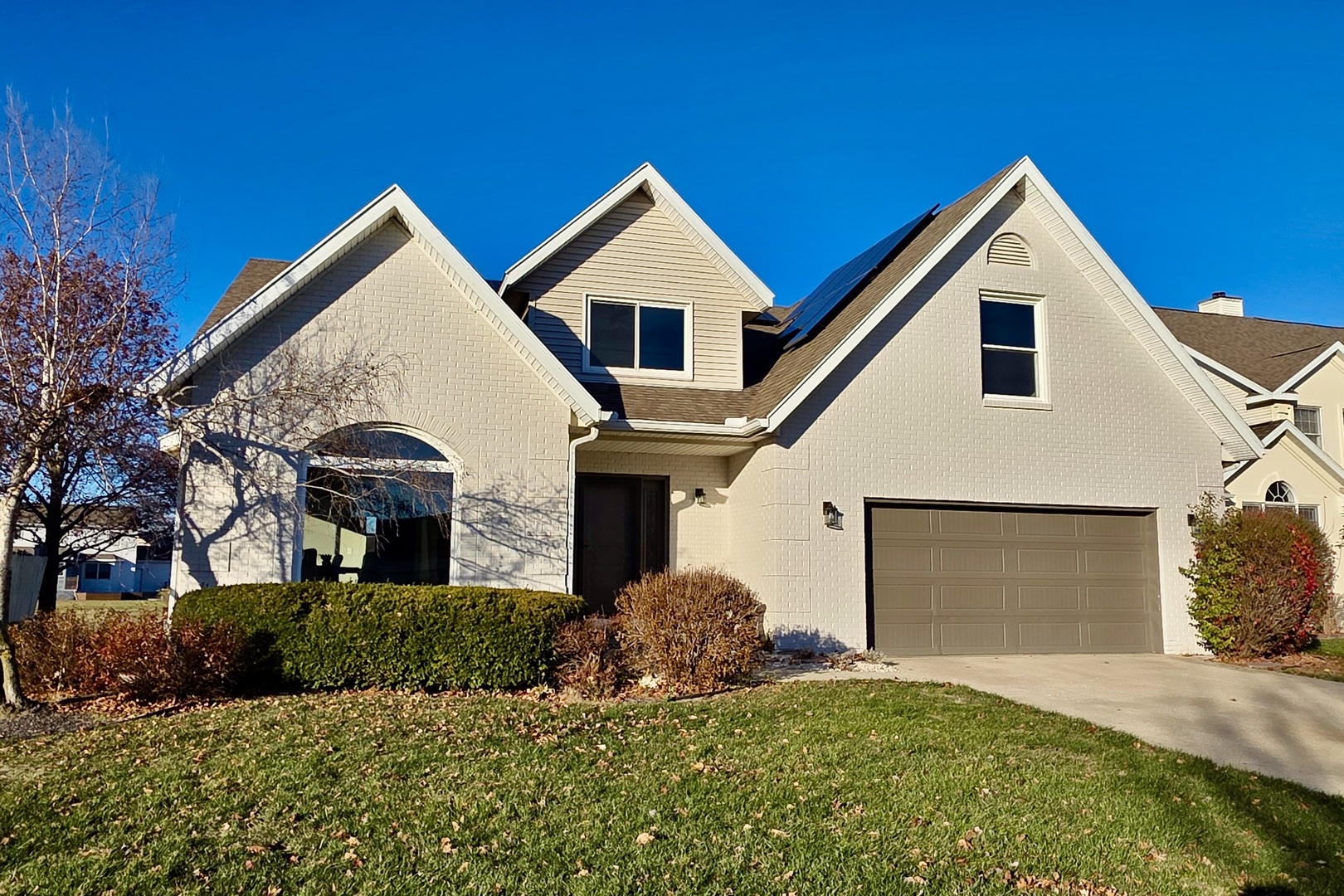 10 Prenzler Drive, Bloomington, IL 61704