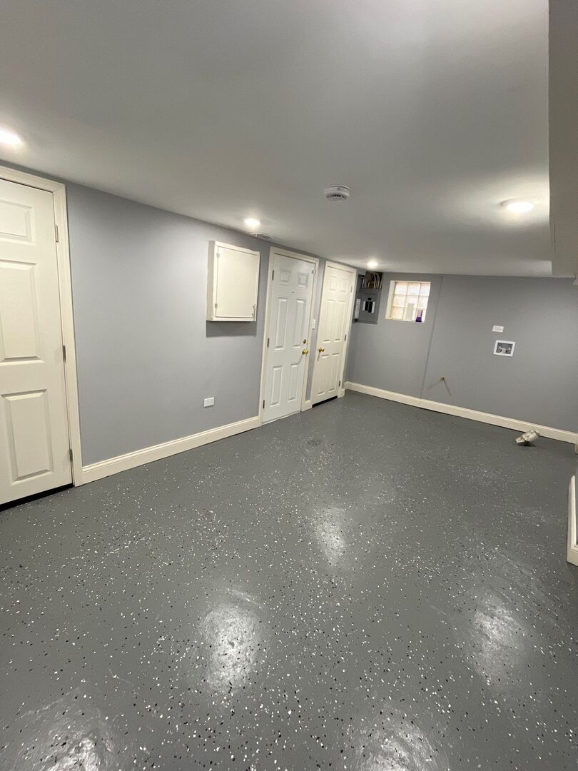 7438 S Champlain Avenue, Chicago, IL 60619