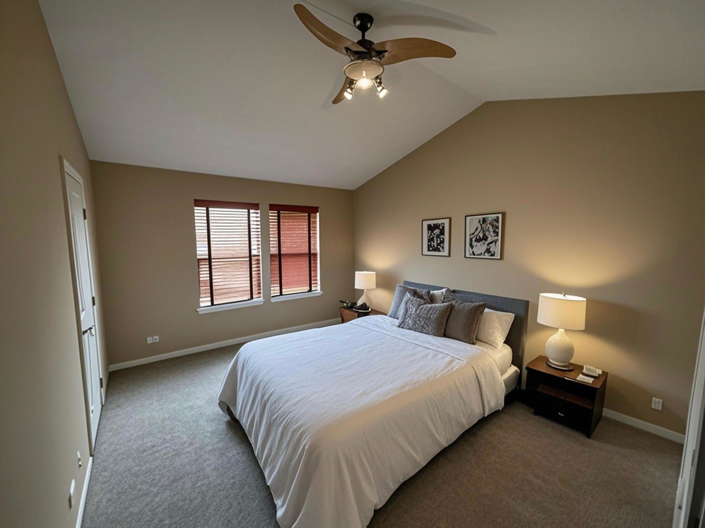 1116 Village Center Parkway, Aurora, IL 60506