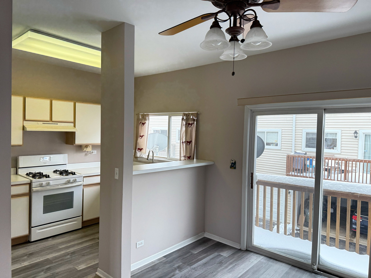 1116 Village Center Parkway, Aurora, IL 60506