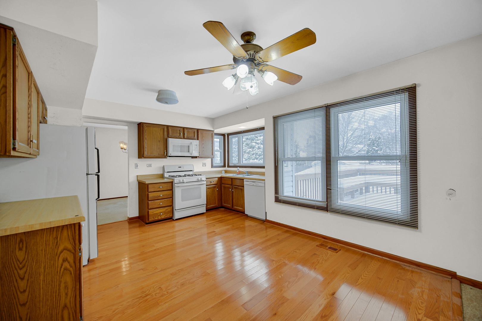 Elk Grove Village, IL 60007