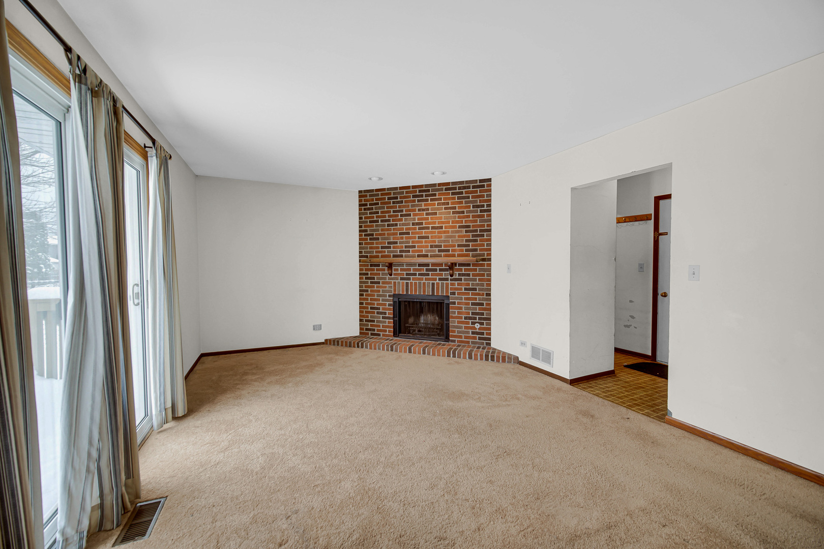 Elk Grove Village, IL 60007