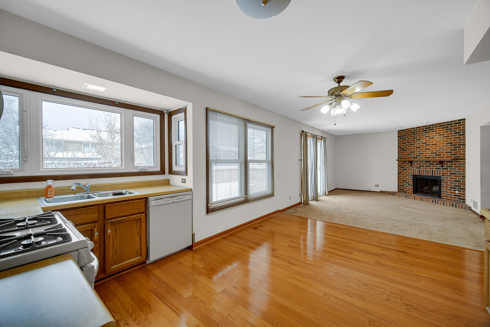 Elk Grove Village, IL 60007