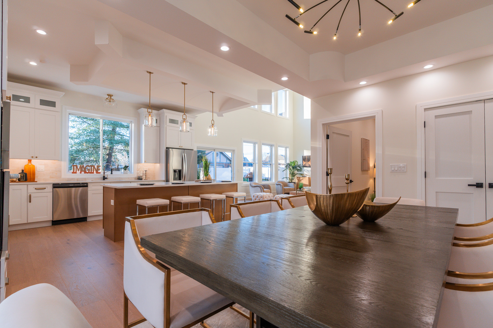 1018 N Princeton Avenue, Villa Park, IL 60181