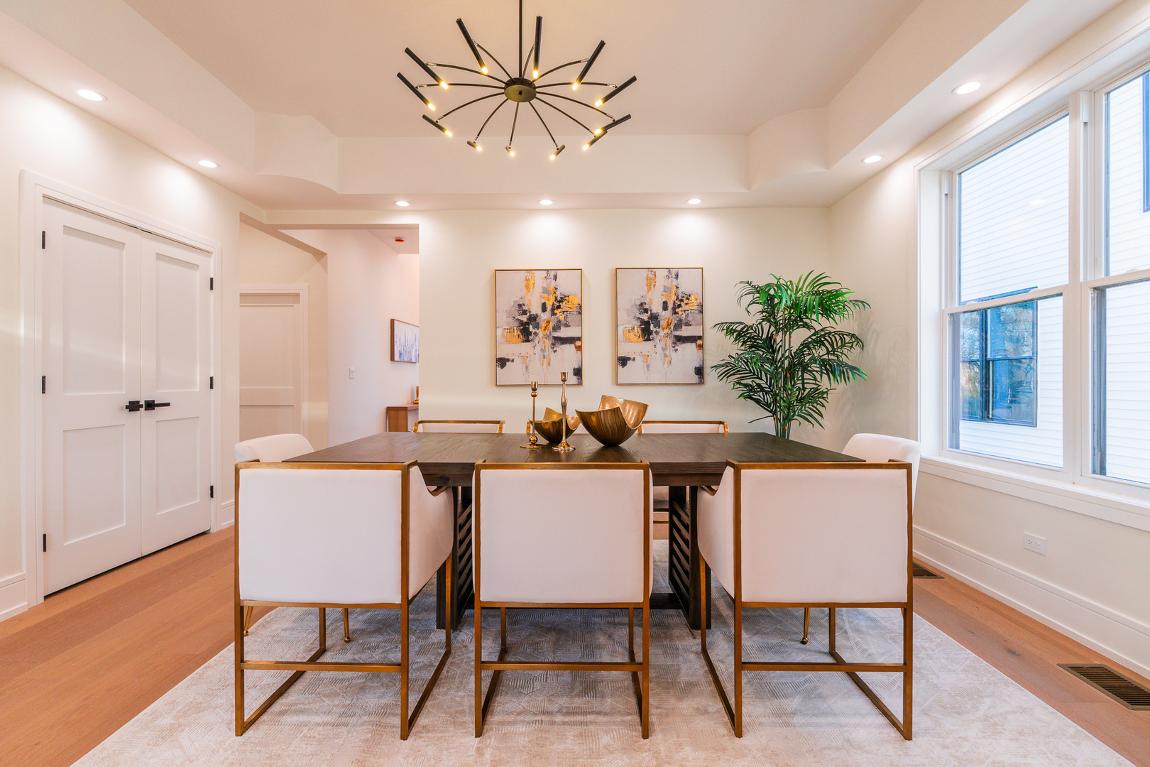 1018 N Princeton Avenue, Villa Park, IL 60181