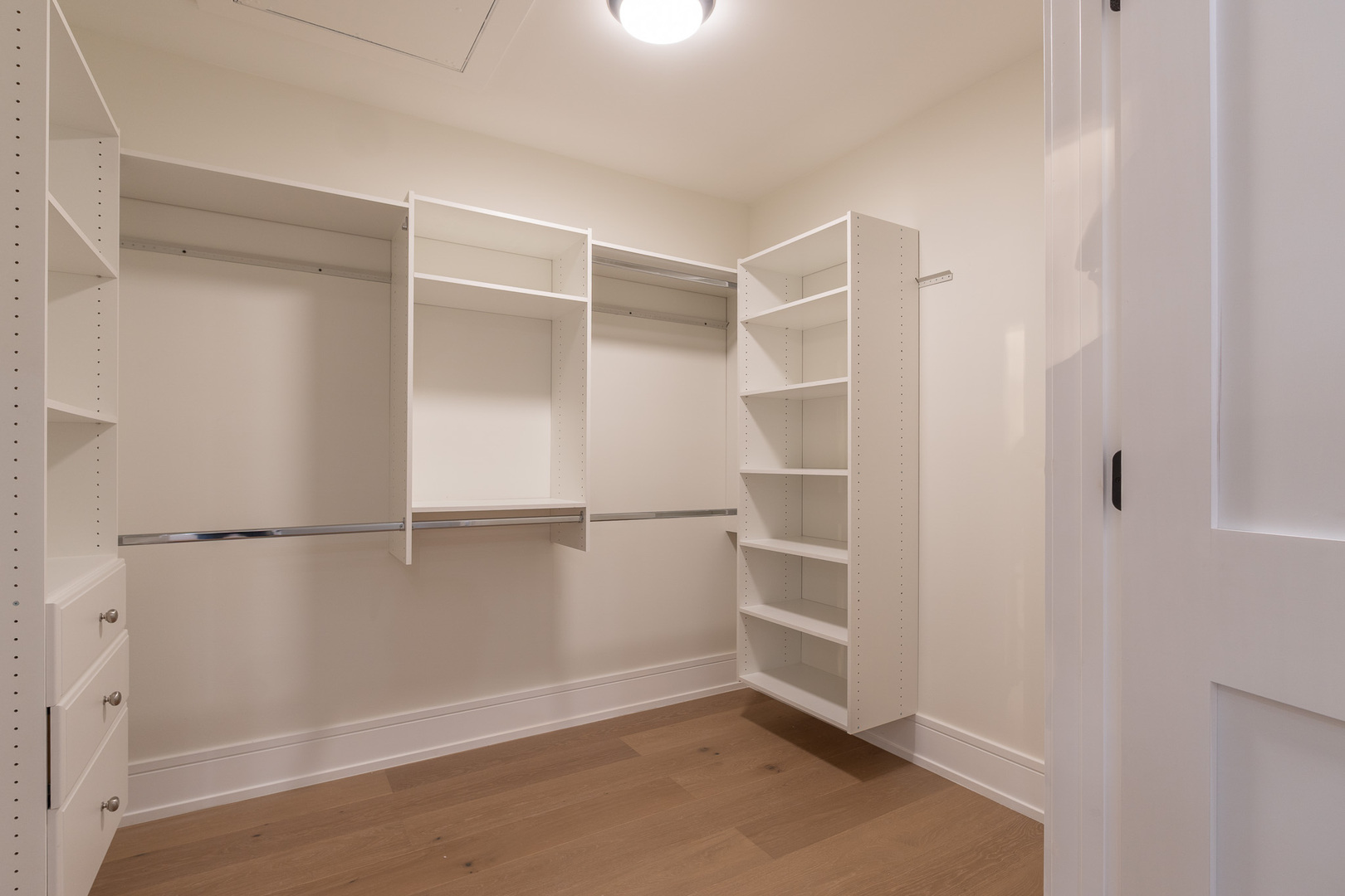 1018 N Princeton Avenue, Villa Park, IL 60181