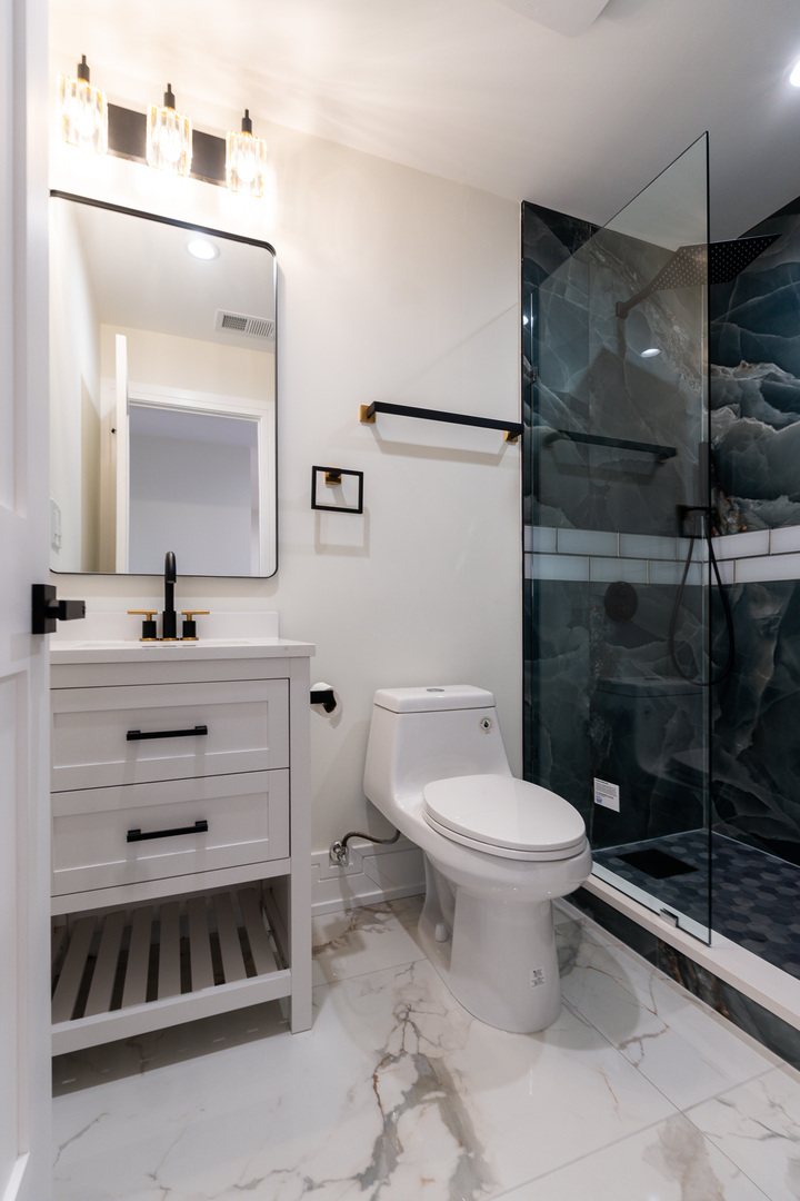 1018 N Princeton Avenue, Villa Park, IL 60181