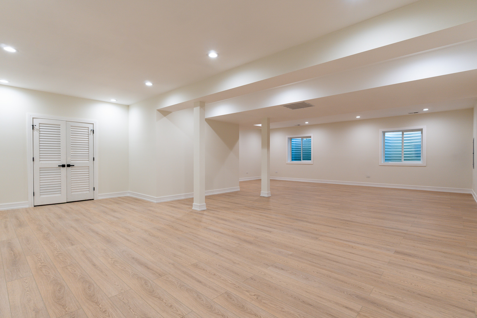 1018 N Princeton Avenue, Villa Park, IL 60181