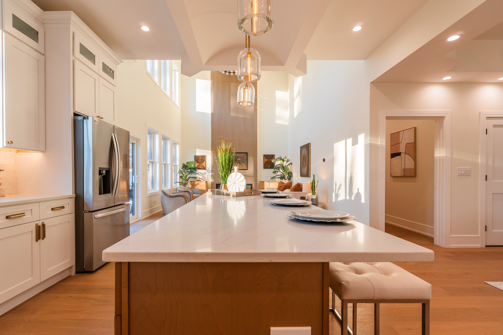 1018 N Princeton Avenue, Villa Park, IL 60181