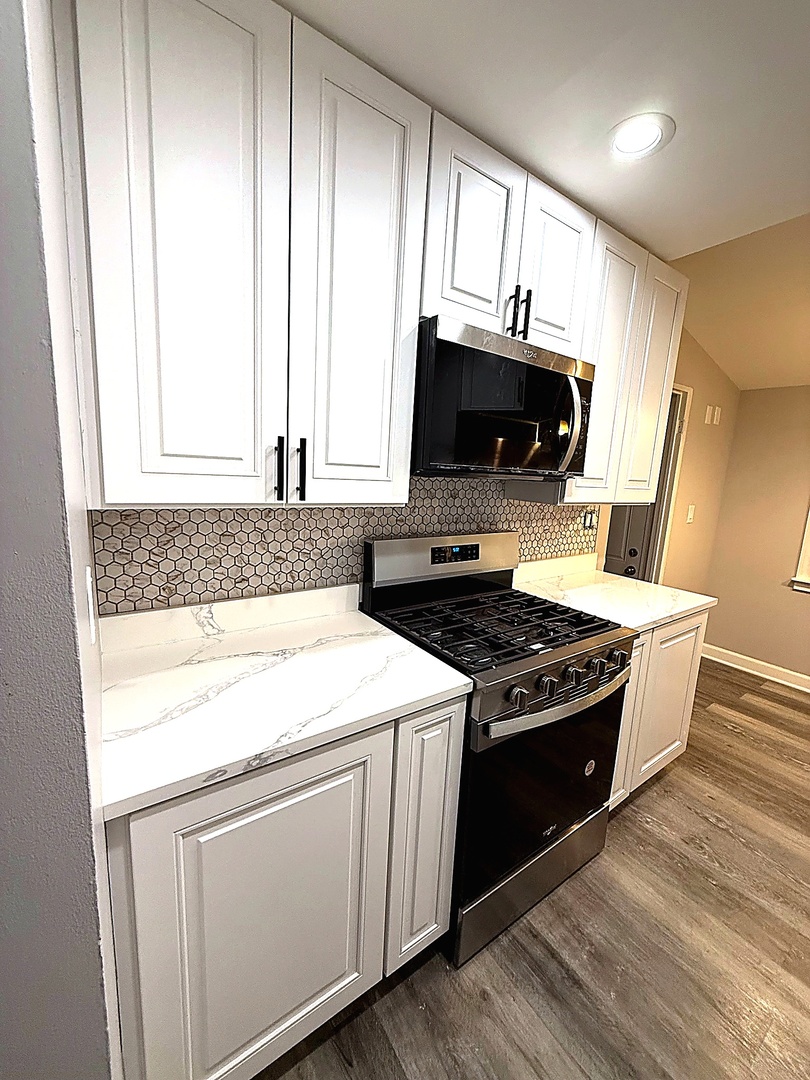 758 N Kenilworth Avenue, Glen Ellyn, IL 60137