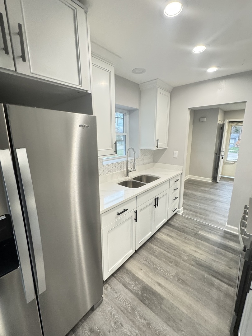 758 N Kenilworth Avenue, Glen Ellyn, IL 60137