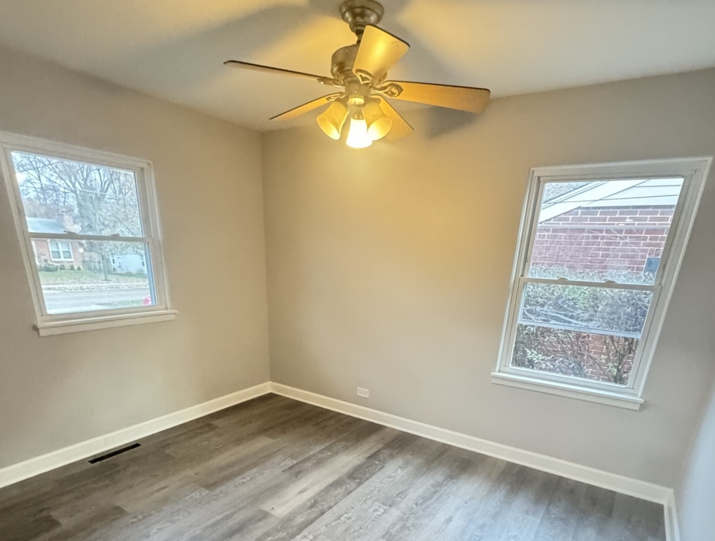 758 N Kenilworth Avenue, Glen Ellyn, IL 60137